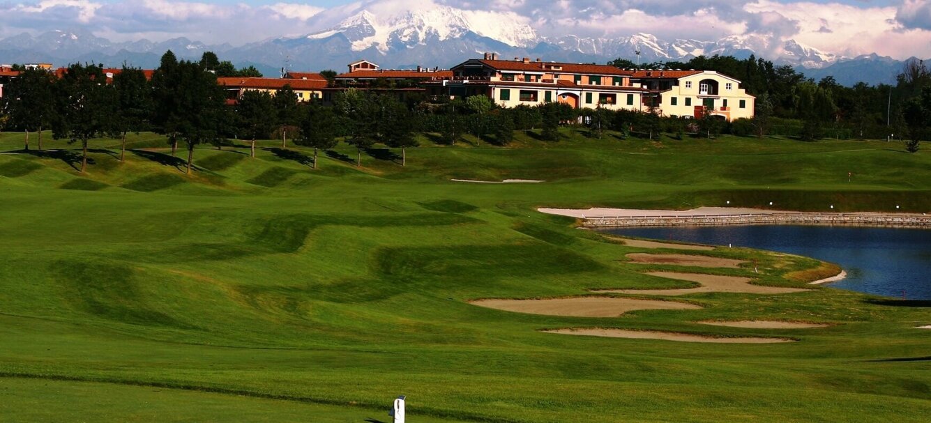 Le Robinie Golf Lombardei Italien
